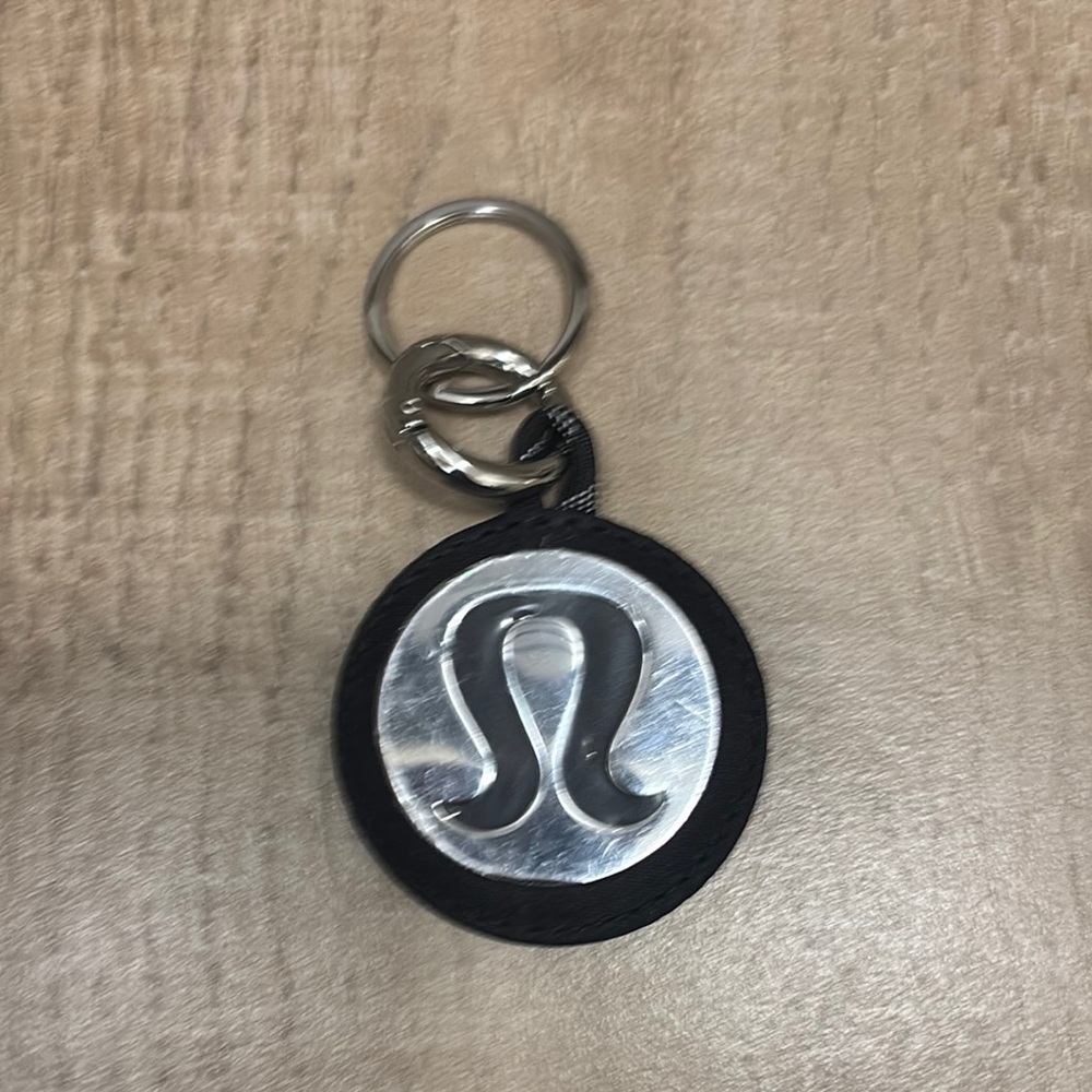 NWOT Lululemon Silver and Black Keychain